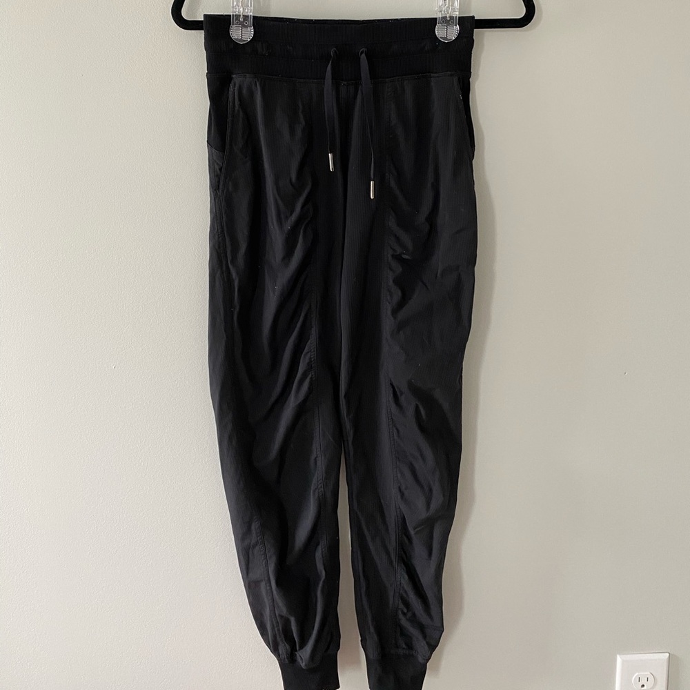 lululemon dance studio jogger